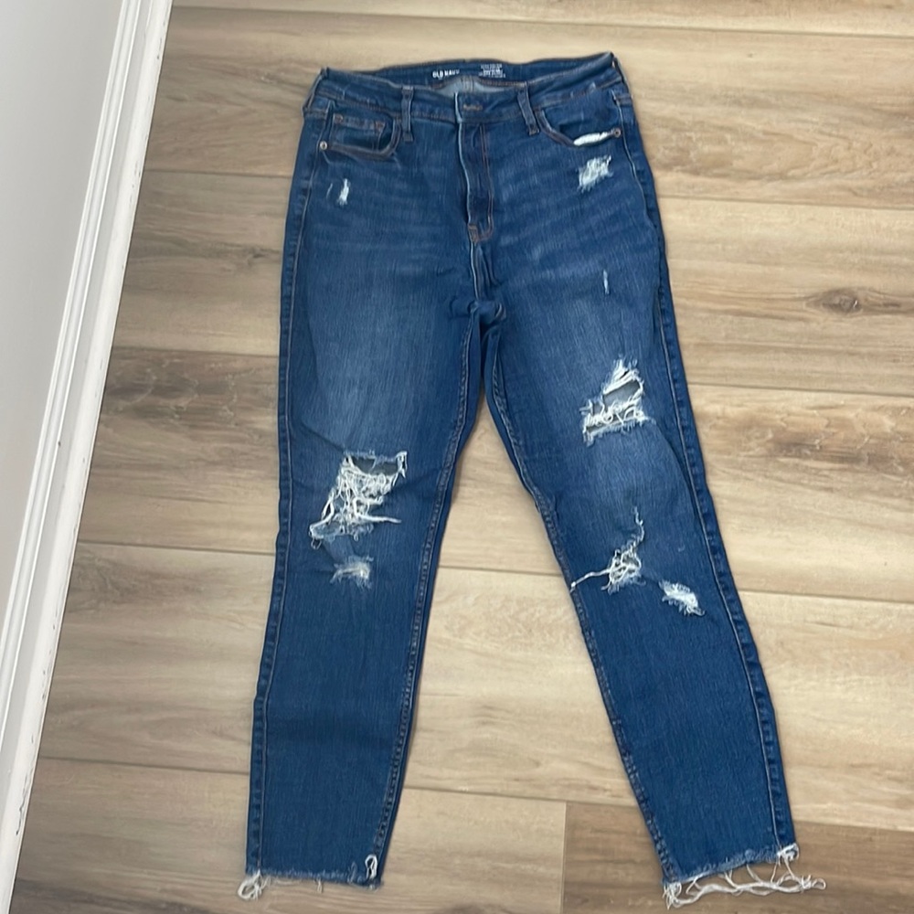Old Navy Extra High-Rise Rockstar Super Skinny Jeans